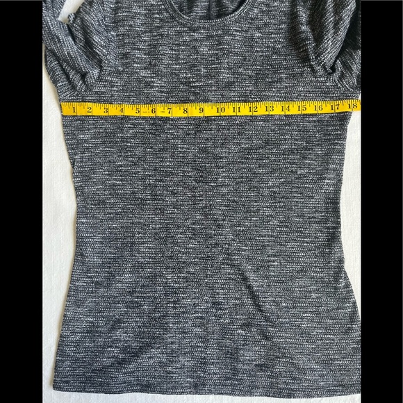 Lululemon long sleeve sweater pullover - Picture 16 of 16